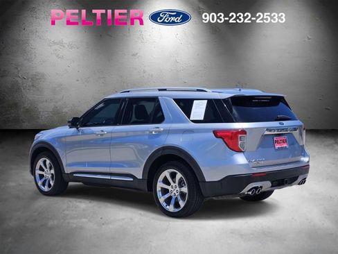 Certified 2020 Ford Explorer Platinum w/ Premium Technology Package AWD/4WD image 7