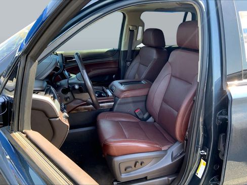 Used 2019 Chevrolet Tahoe Premier AWD/4WD image 7