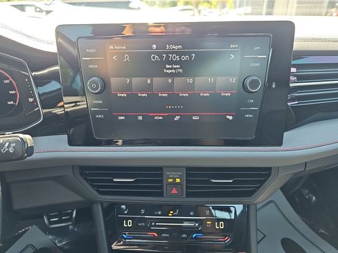 Used 2025 Volkswagen Jetta GLI Autobahn FWD image 25