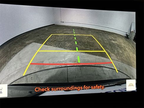 Used 2023 Toyota RAV4 XLE Premium image 14