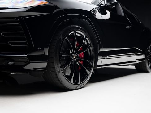 Used 2019 Lamborghini Urus AWD/4WD image 76