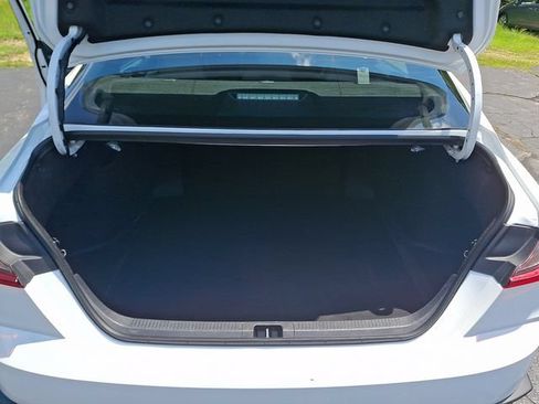Used 2025 Toyota Camry SE FWD image 29