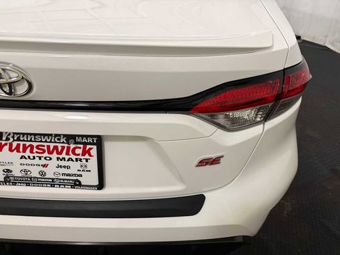Certified 2023 Toyota Corolla SE image 18