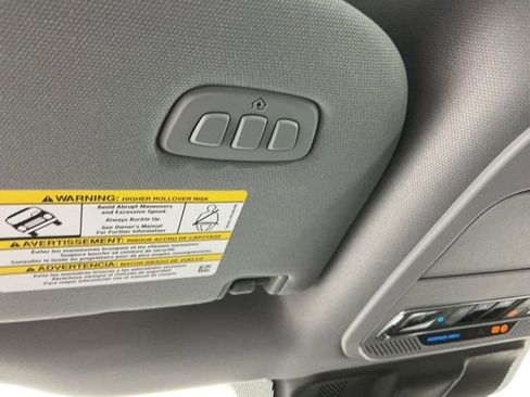 Certified 2025 Ford F350 Lariat w/ FX4 Off-Road Package image 26