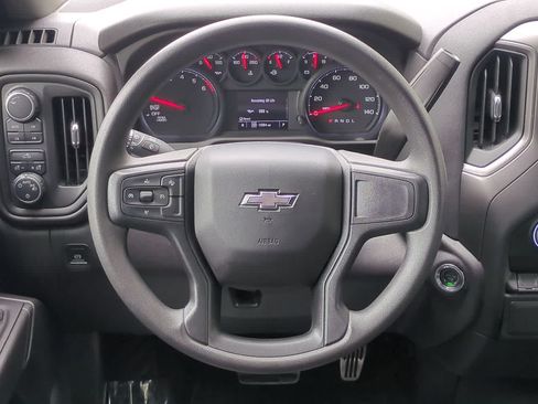 Used 2025 Chevrolet Silverado 1500 Custom Trail Boss AWD/4WD image 23