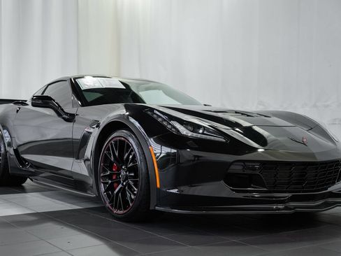Used 2017 Chevrolet Corvette Z06 RWD image 1