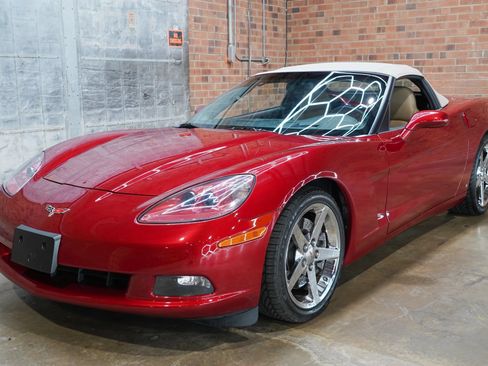 Used 2008 Chevrolet Corvette Convertible RWD image 19