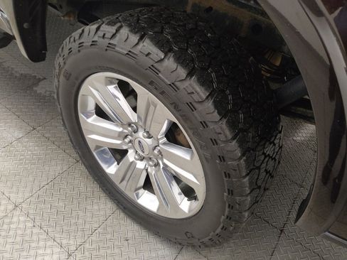 Used 2018 Ford F150 Lariat AWD/4WD image 31