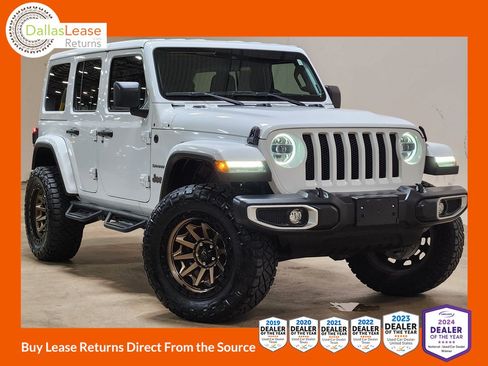 Used 2024 Jeep Wrangler Unlimited Sahara AWD/4WD image 1