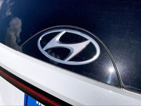 Certified 2022 Hyundai Tucson SEL w/ Convenience + Premium Package FWD image 7