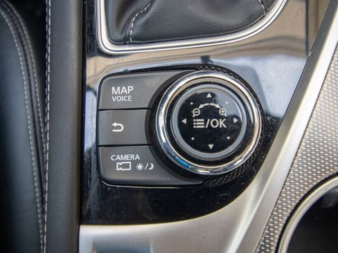 Used 2018 INFINITI Q50 Sport image 33