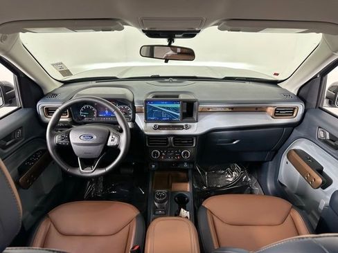 Used 2024 Ford Maverick Lariat image 19