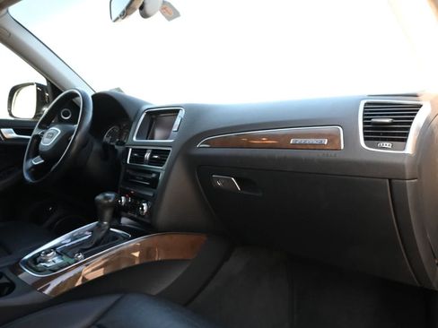 Used 2016 Audi Q5 2.0T Premium Plus w/ Technology Package AWD/4WD image 22