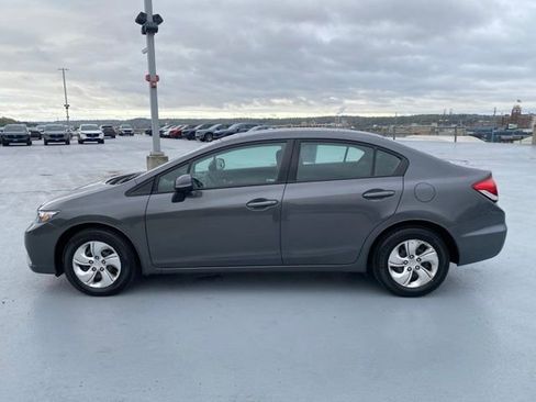 Used 2013 Honda Civic LX image 5