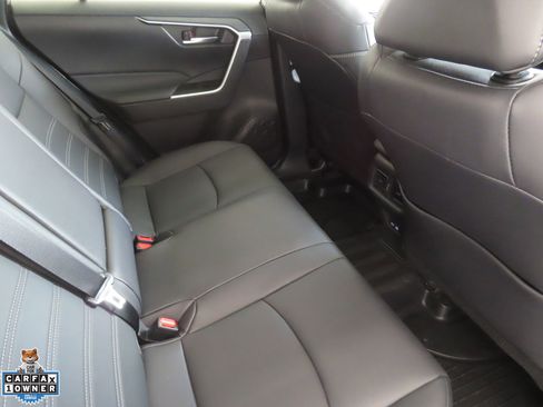 Used 2025 Toyota RAV4 XLE Premium FWD image 25
