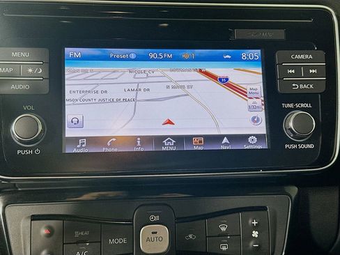 Used 2018 Nissan Leaf SV image 13