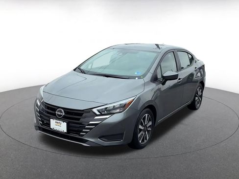 Used 2025 Nissan Versa SV FWD image 7