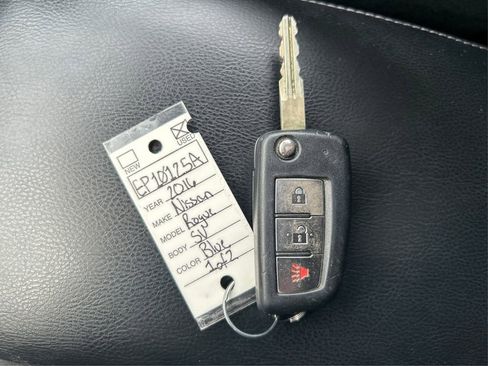 Used 2016 Nissan Rogue S w/ Appearance Package image 34