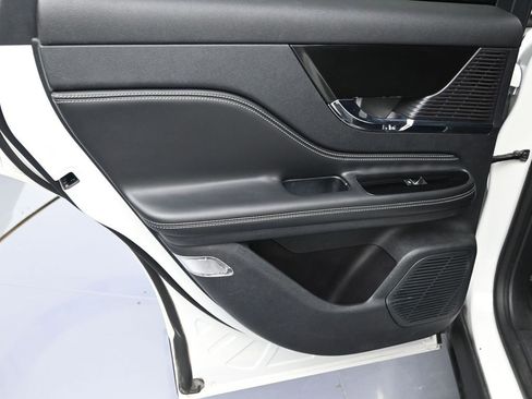 Used 2022 Lincoln Corsair FWD w/ Premium Package image 25