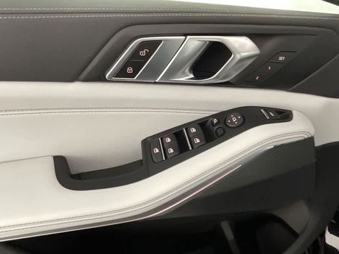 Certified 2023 BMW X5 xDrive40i w/ Executive Package image 11