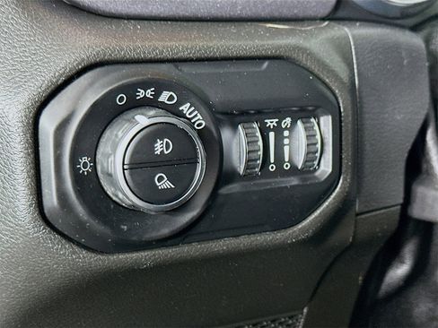 Used 2021 Jeep Gladiator Mojave image 10