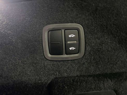 Used 2022 Porsche Cayenne Turbo GT image 42