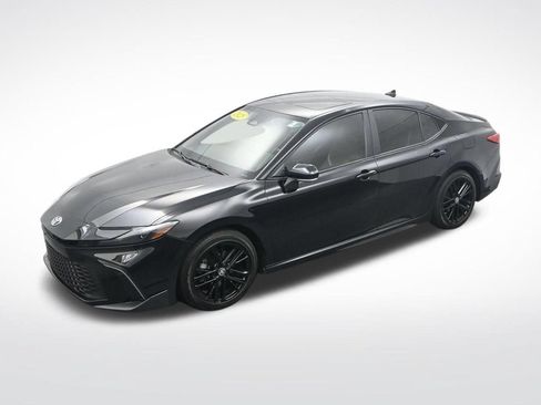 Used 2025 Toyota Camry SE w/ Convenience Package FWD image 23