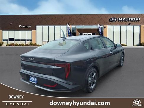 Used 2025 Kia K4 LXS image 4