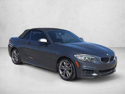 Used 2015 BMW M235i Convertible RWD image 3