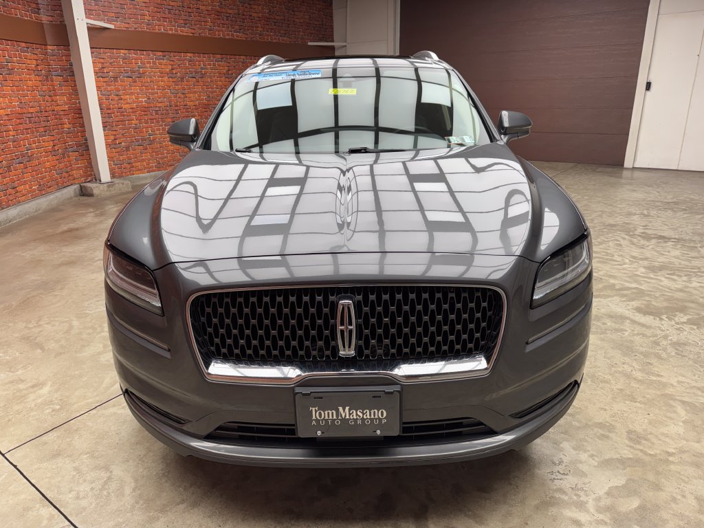 Used 2023 Lincoln Nautilus Reserve w/ Monochromatic Package AWD/4WD image 8
