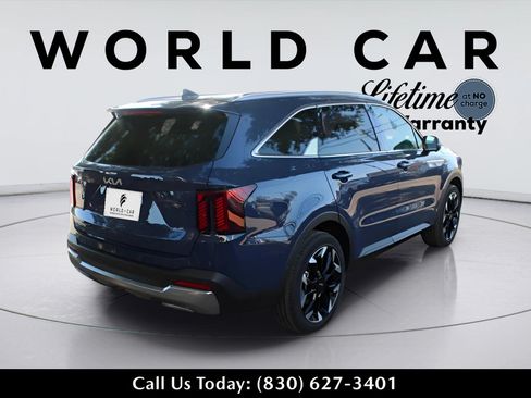Used 2025 Kia Sorento SX FWD image 7