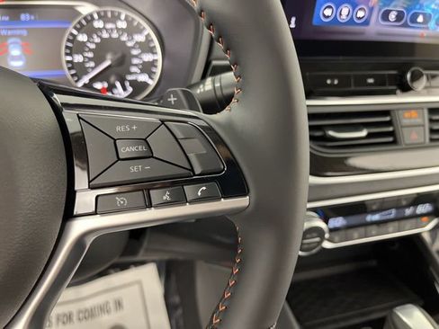 New 2025 Nissan Altima 2.5 SR w/ SR Premium Package image 21