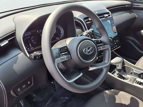 Certified 2024 Hyundai Tucson SEL FWD image 12