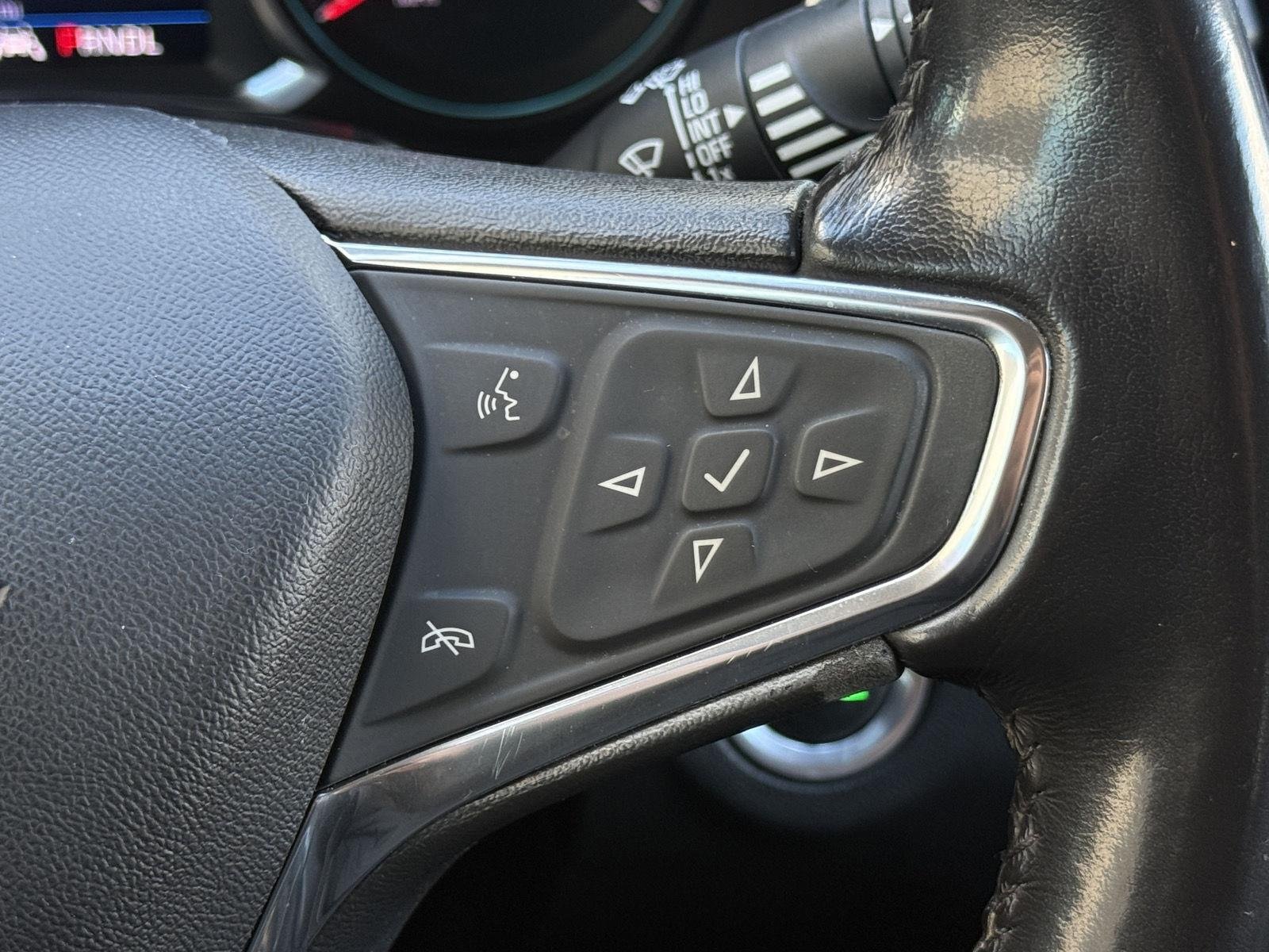 Used 2020 Chevrolet Equinox LT AWD/4WD image 33