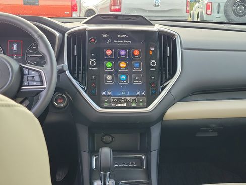 Used 2026 Subaru Ascent Limited AWD/4WD image 19