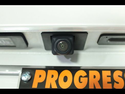 Used 2023 GMC Acadia SLT image 28