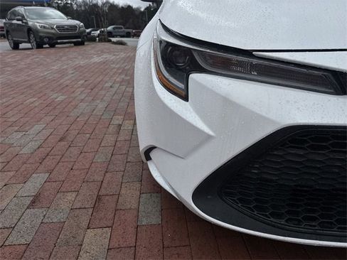 Used 2020 Toyota Corolla LE image 21