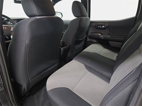 Certified 2023 Toyota Tacoma TRD Off-Road image 10