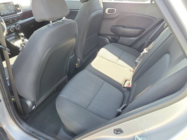 Certified 2026 Hyundai Venue SE FWD image 23