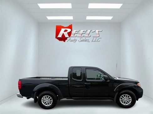 Used 2014 Nissan Frontier SV w/ SV Value Truck Package AWD/4WD image 25