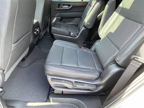 New 2026 GMC Yukon Denali w/ Sun & Power Step Package image 9