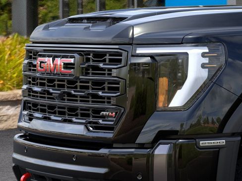 New 2026 GMC Sierra 2500 AT4 w/ AT4 Premium Plus Package AWD/4WD image 13