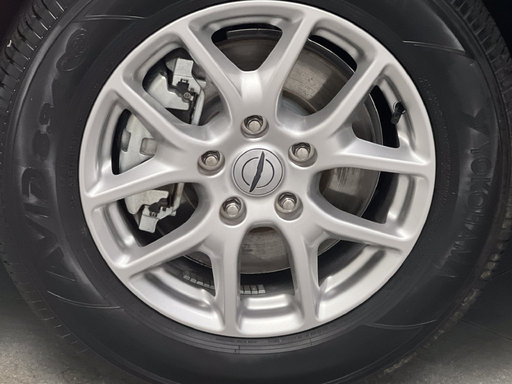 Used 2025 Chrysler Pacifica Select FWD image 81