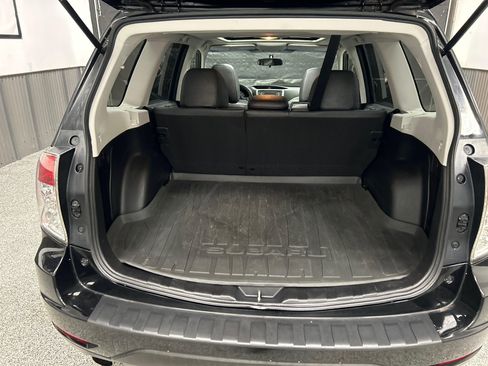 Used 2011 Subaru Forester 2.5X Limited image 12
