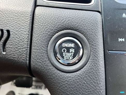 Used 2015 Ford Taurus SEL w/ Equipment Group 201A FWD image 28