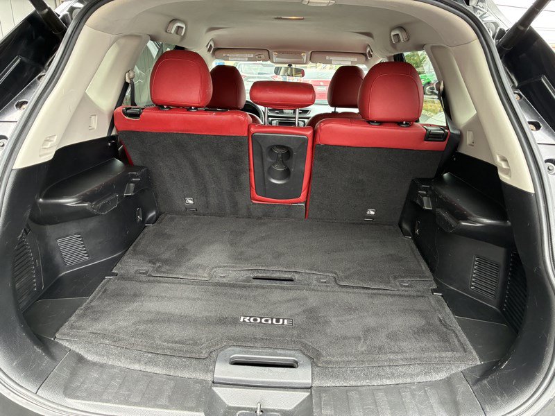 Used 2018 Nissan Rogue SV FWD image 16