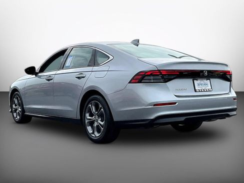 Certified 2023 Honda Accord EX image 4