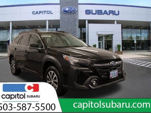 Certified 2025 Subaru Outback Premium image 1
