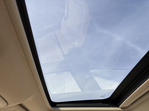 Used 2005 Toyota Camry image 28