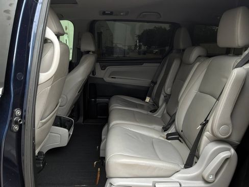 Used 2018 Honda Odyssey EX-L image 12